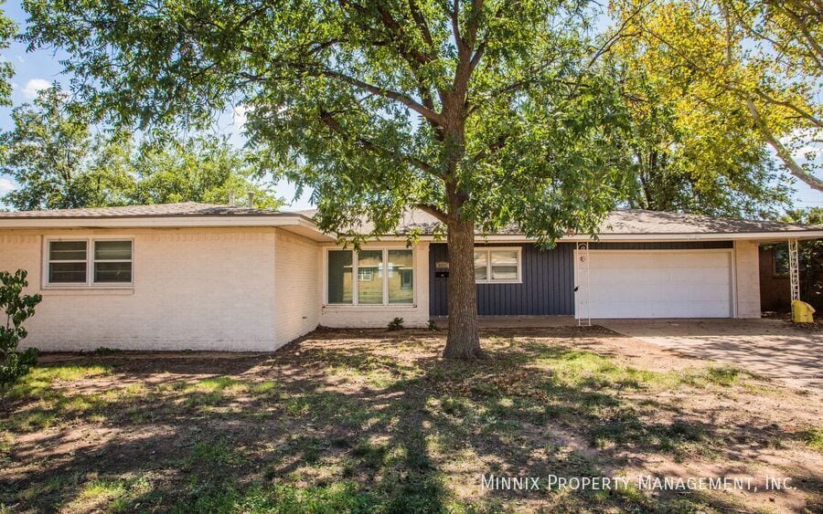 Building Photo - 3111 49th St