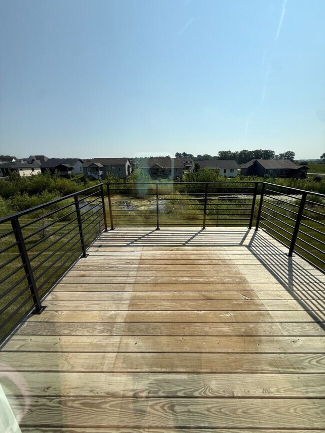 Building Photo - Luxury Newer Construction Home! Perfect Location!