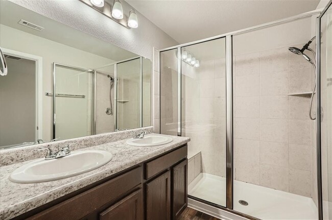 Building Photo - 501 Cinnamon Teal Ln