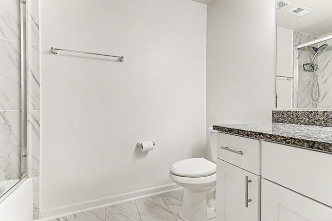 Building Photo - Modern Coastal Retreat | 3BR/2BA Home Buil...