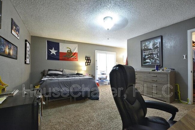 Building Photo - 4815 11th St