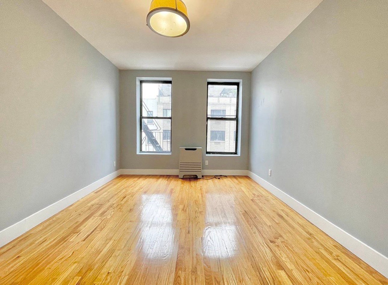 Building Photo - 58 E 130th St