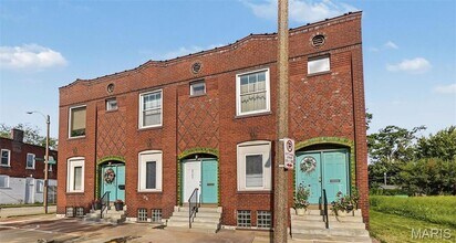 Building Photo - 2703 N Spring Ave