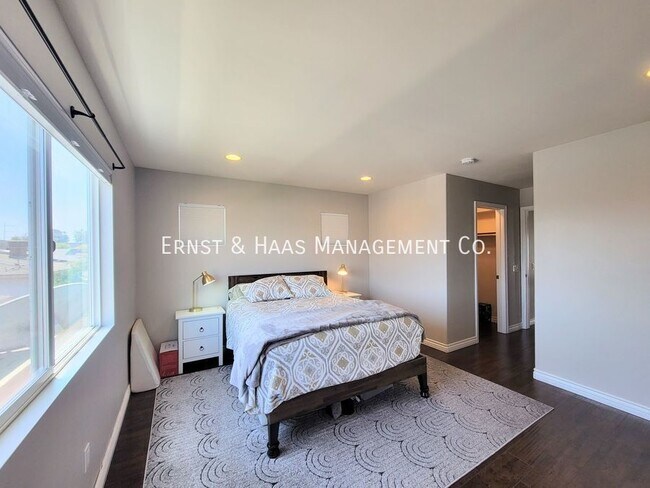 Building Photo - 15616 Firmona Ave