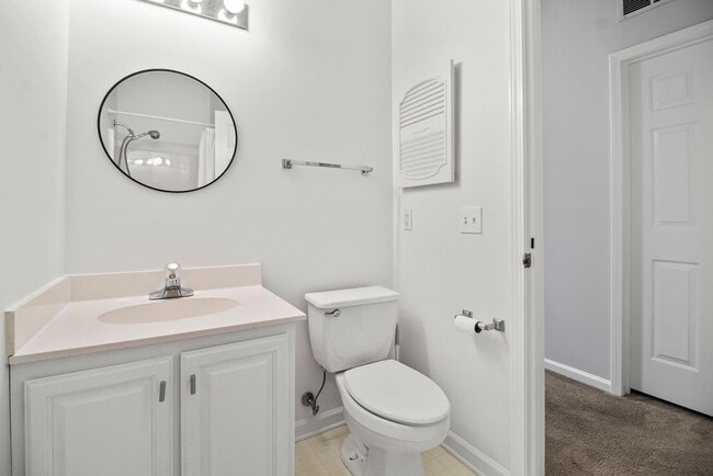 Building Photo - Sweetwater Condo