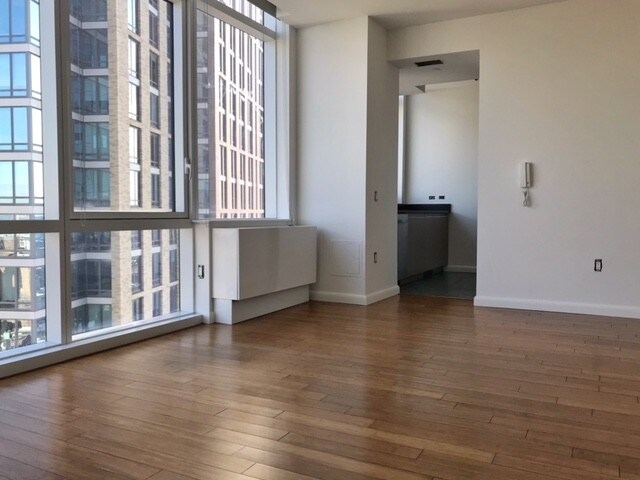 Interior Photo - 66 Rockwell Place