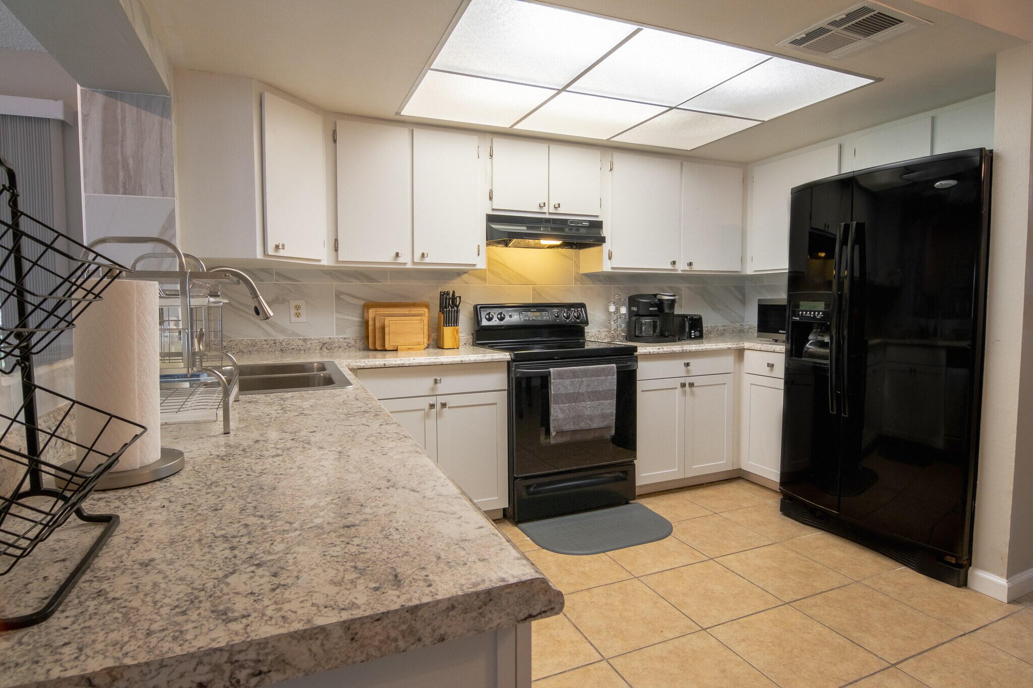 Building Photo - 888 Florida Pky