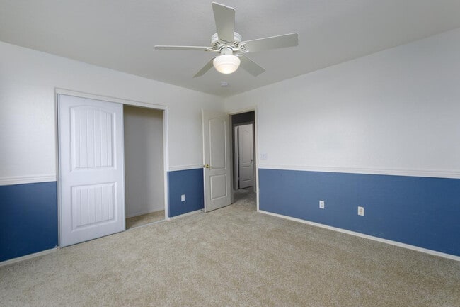 Building Photo - 33808 N Pate Pl