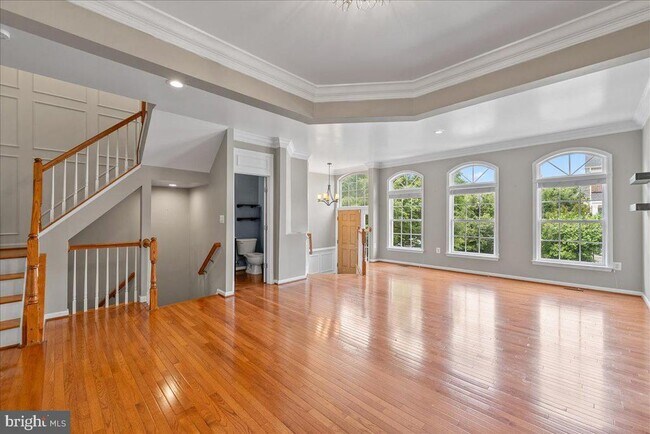 Building Photo - 43134 Shadow Terrace