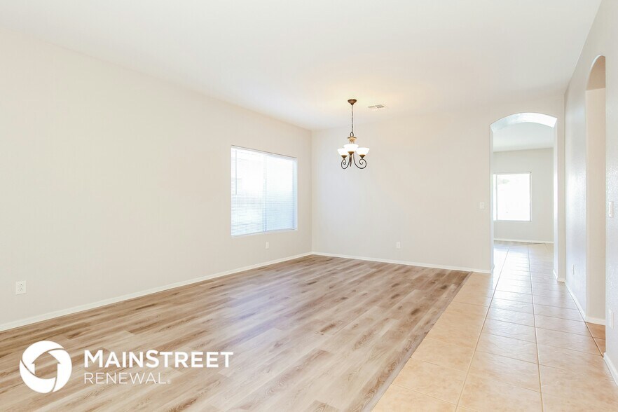 Building Photo - 14651 W Mauna Loa Ln