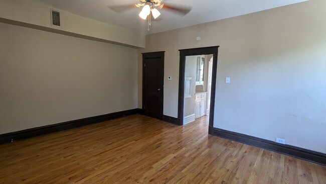 Building Photo - 2201-2203 Jules Street