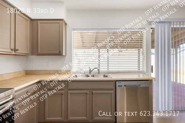 Building Photo - 18020 N 33rd Dr