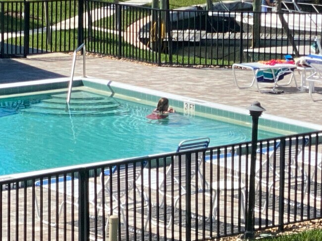 Building Photo - 1456 NE Ocean Blvd