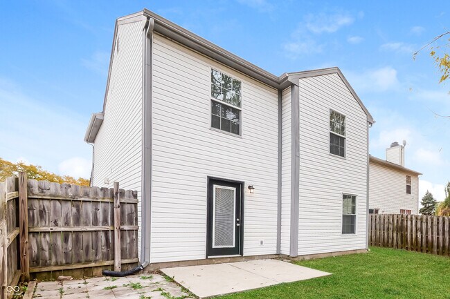 Building Photo - 6368 Titania Dr