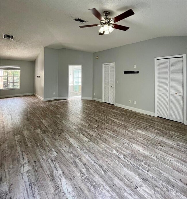 Building Photo - 9318 Heritage Oak Ct