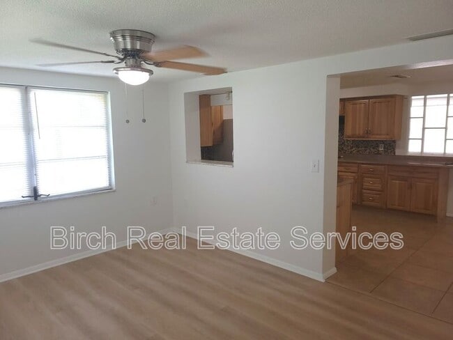 Building Photo - 1625 Colmar Dr