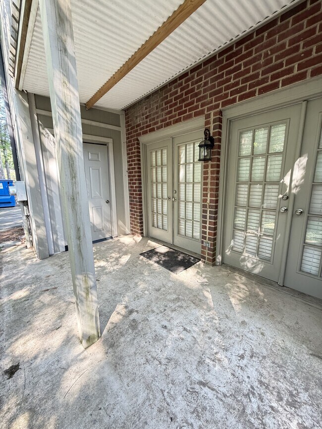 Building Photo - 3263 Carlyle Dr NW