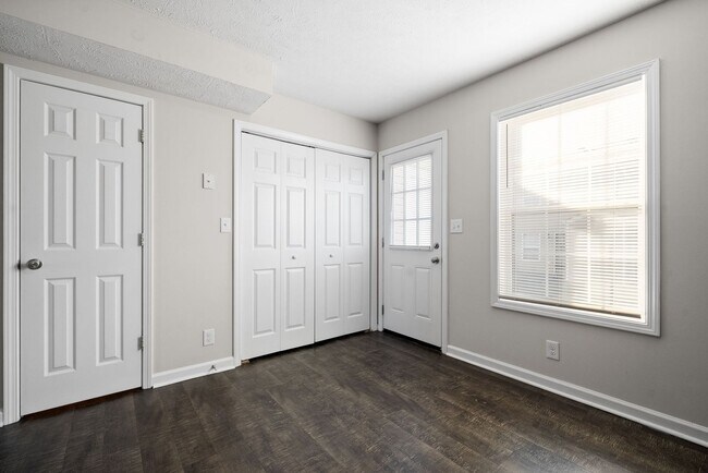 Building Photo - 249 Executive Ave