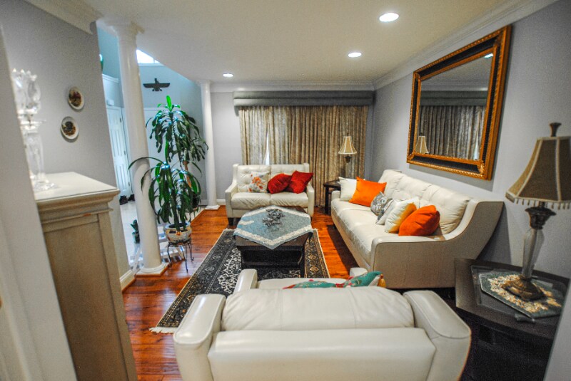 Building Photo - 9321 Ravenridge Rd