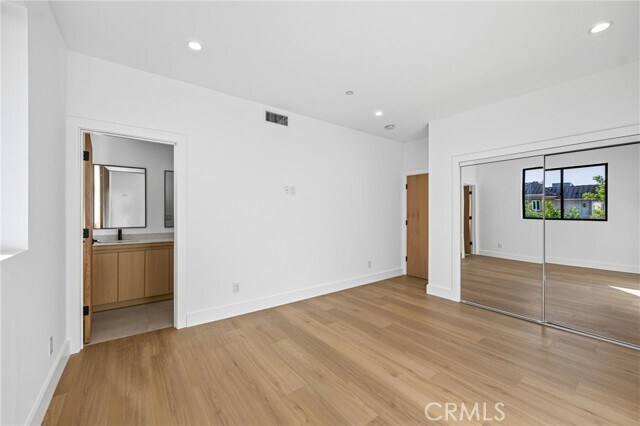 Building Photo - 13600 Burbank Blvd