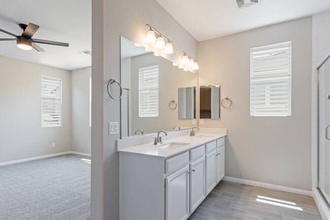 Building Photo - Beautiful Cadence 3 bedroom, 2.5 Baths, 2 car garage Townhome