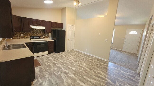 Building Photo - Charming 3-Bedroom, 2-Bath On A Quiet Cul-De-Sac