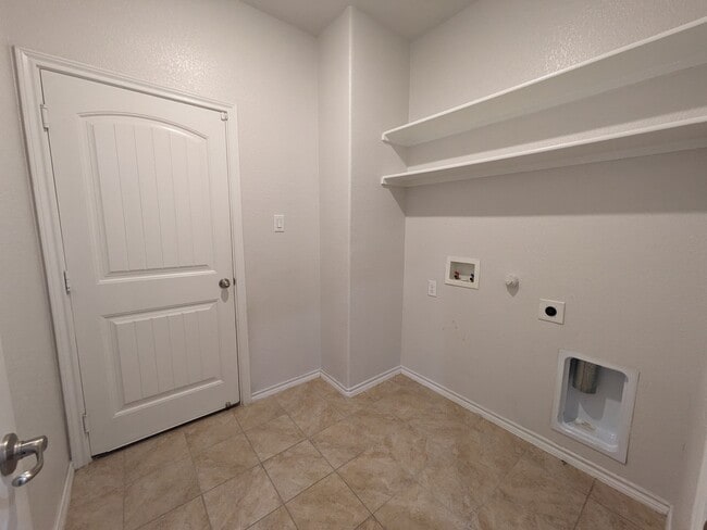 Building Photo - 1108 Bowlus Dr
