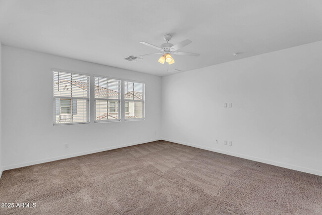 Building Photo - 1159 E Sabino Dr