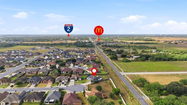 Building Photo - 16584 Barnes Ct