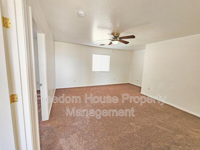 Building Photo - 1951 Teepee Rd