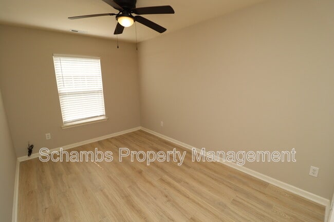 Building Photo - 8631 Neuse Club Ln