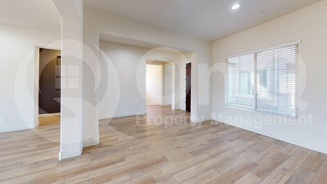 Building Photo - 2714 W Plateau Rdg Dr
