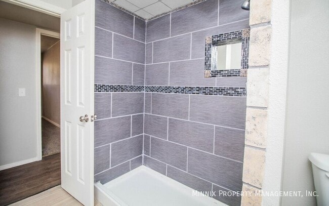 Building Photo - 2710 68th St