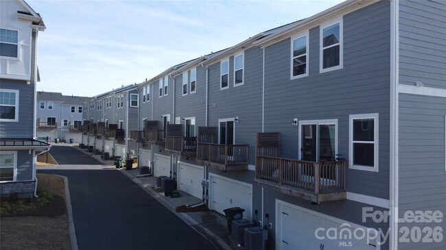 Building Photo - 2518 Arbor Loop Dr