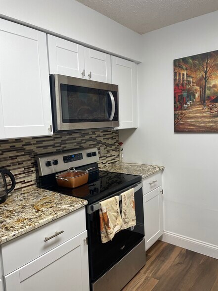 Building Photo - 13 Fox Rdg