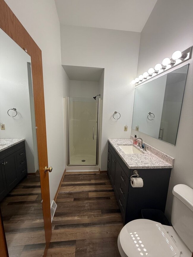 Building Photo - Summeridge Apartments