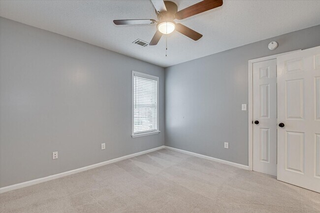 Building Photo - 4441 McManus Ct