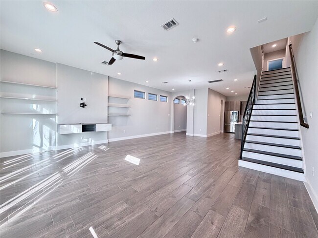 Building Photo - 8404 Safeguard St