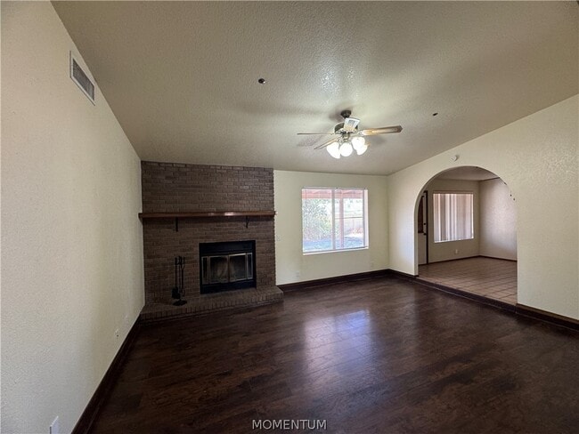 Building Photo - 2610 Sierra Ln