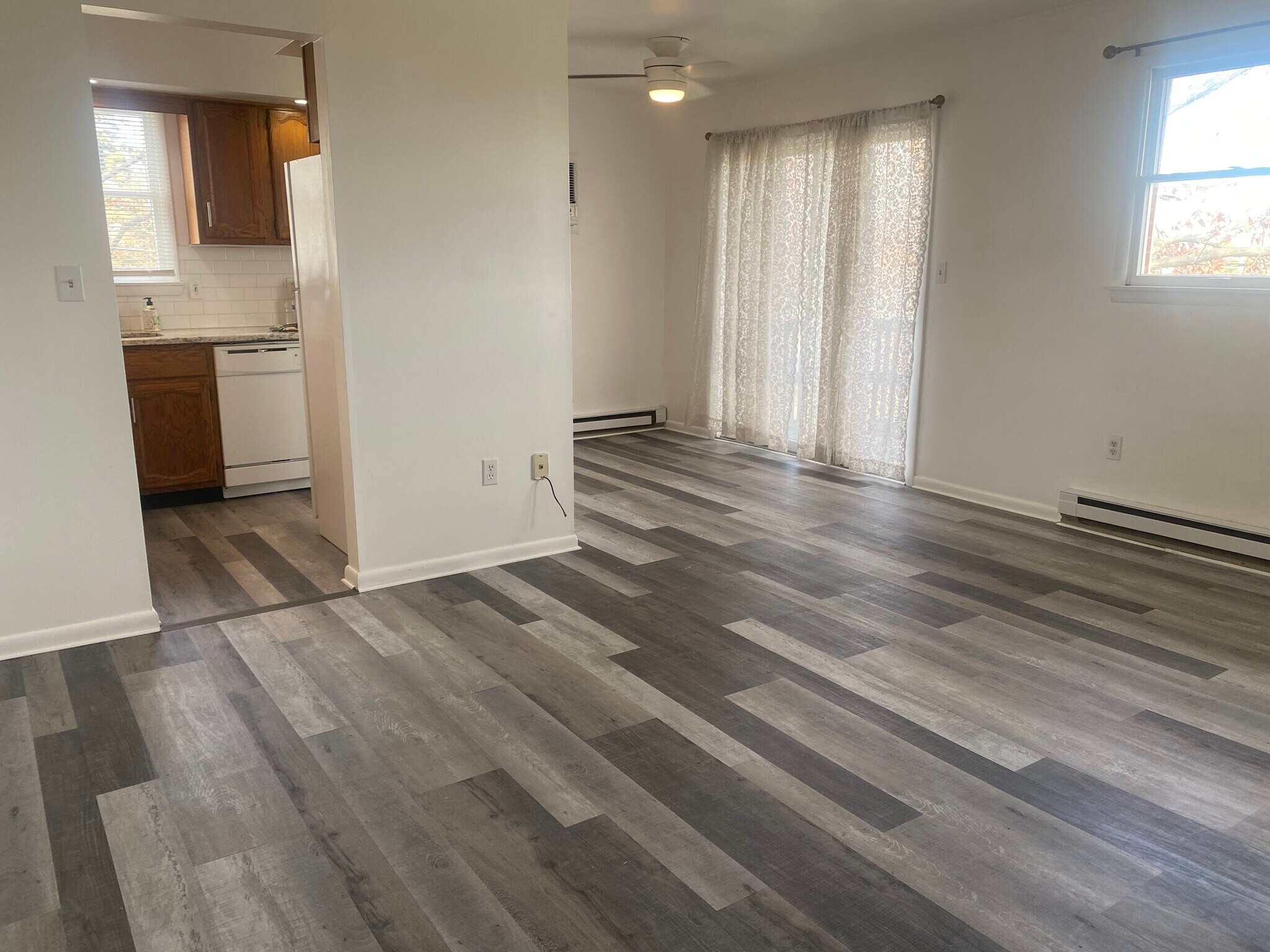 Building Photo - 848 N 16th St