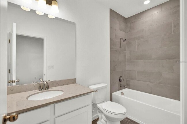 Building Photo - 4425 NW 14th Lp