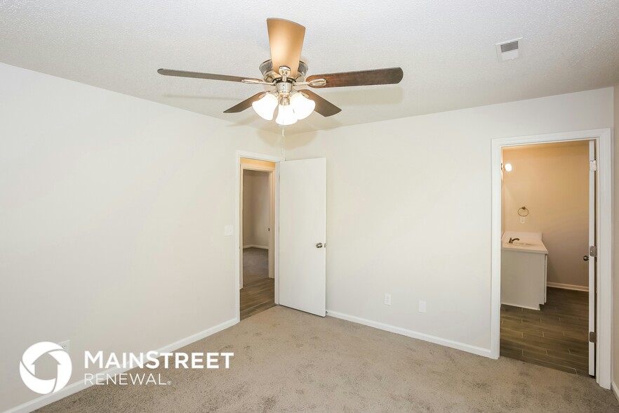 Building Photo - 207 Lauren Dr