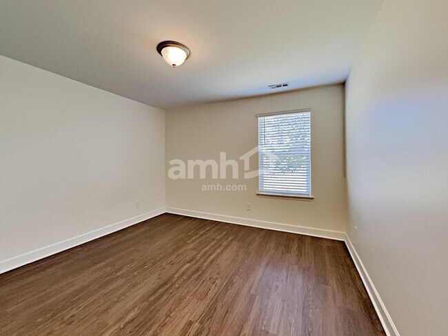 Building Photo - 4800 Horatio Ct