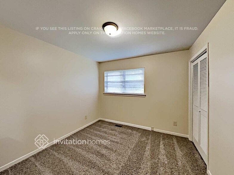 Building Photo - 1732 Balfour Ln