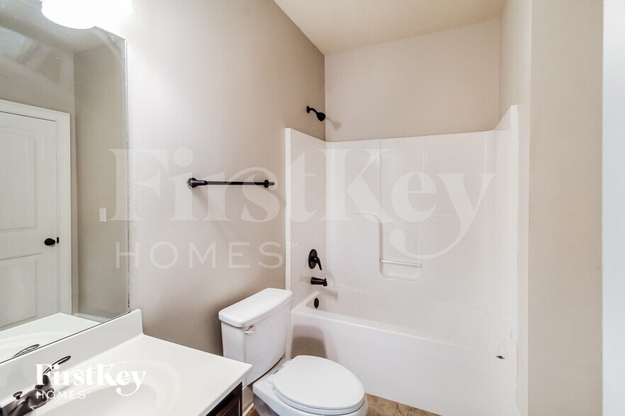 Building Photo - 4420 Balsam Bark Dr