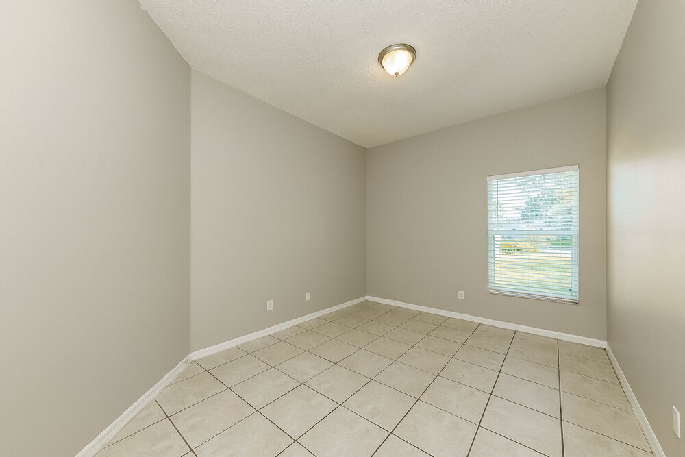 Building Photo - 4607 9th Ave E