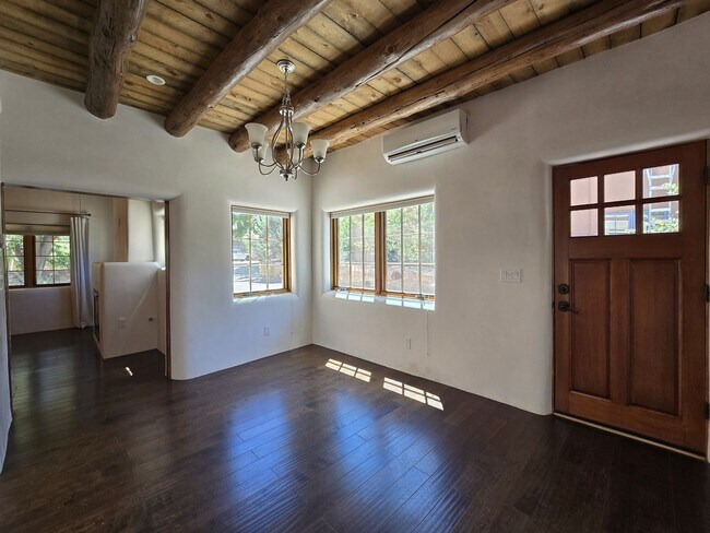 Building Photo - 324 Camino Cerrito