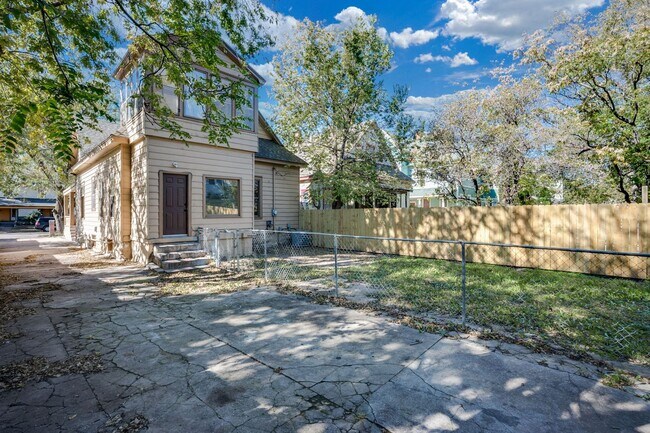 Building Photo - Charming 4-Bedroom, 2-Bathroom Home with Timeless Character