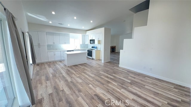 Building Photo - 32440 Samuel Dr