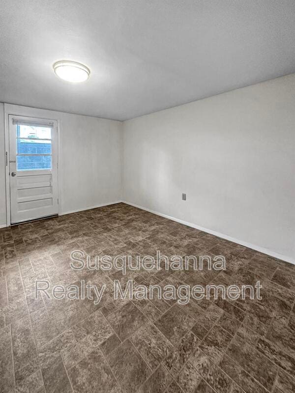 Building Photo - 2 Arwin Dr